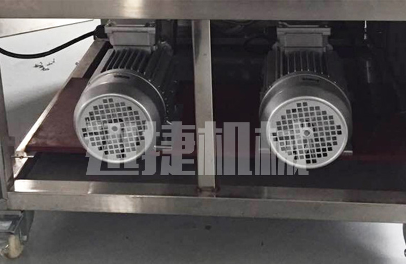 半自動雙頭稱重灌裝機(jī)